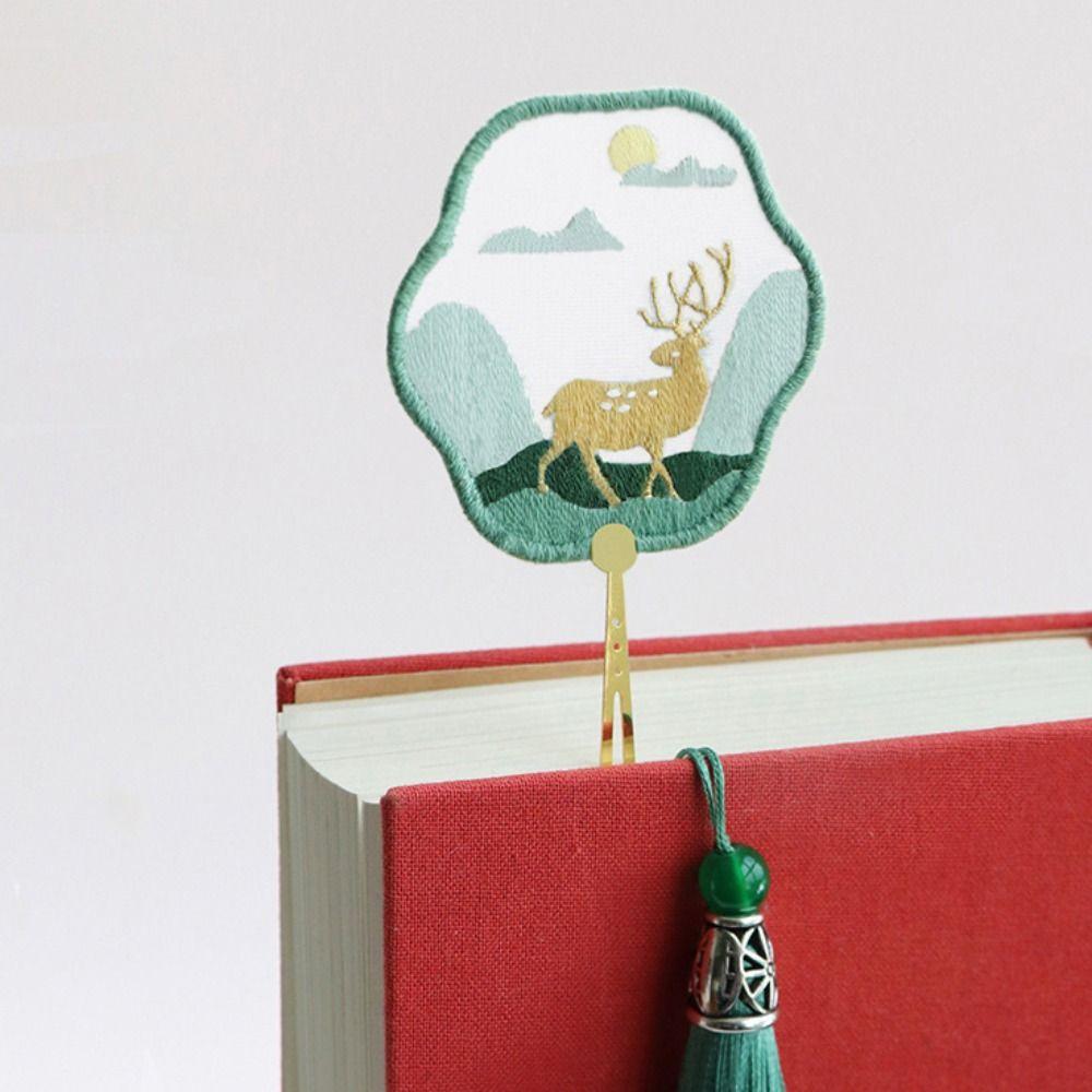 Набор для самостоятельной вышивки закладок своими руками. Набор для самостоятельной вышивки. Декор для рукоделия.